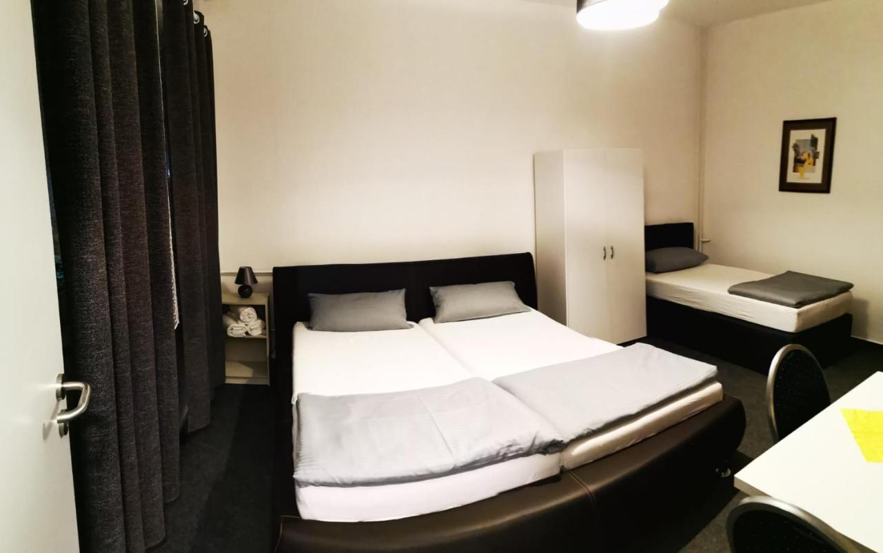 Pension - A2 Rothensee / Magdeburgo Esterno foto