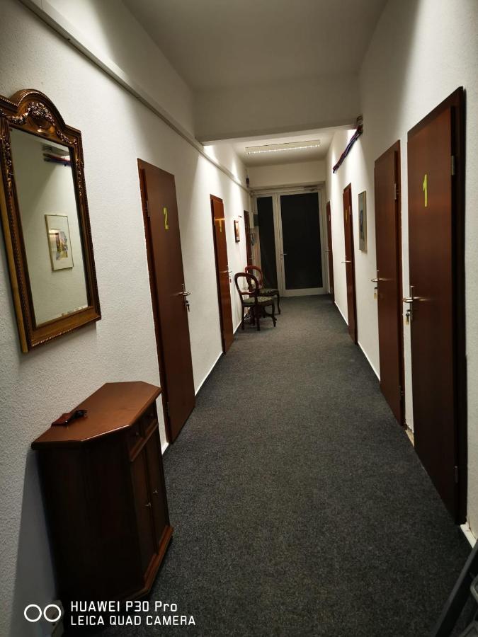 Pension - A2 Rothensee / Magdeburgo Esterno foto