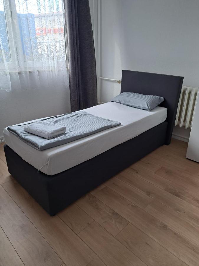 Pension - A2 Rothensee / Magdeburgo Esterno foto